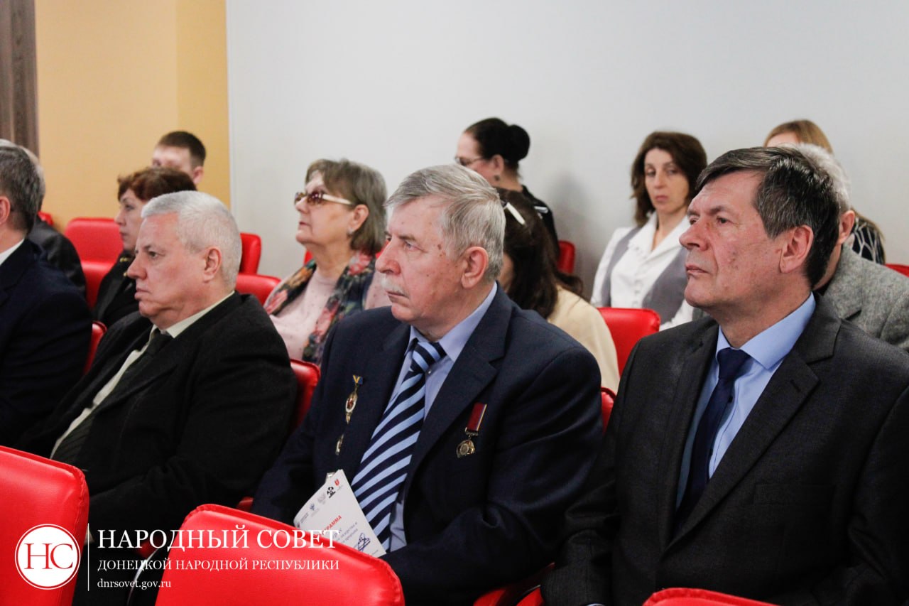 Алексей Дорофеев принял участие в «Конгрессе технологического лидерства и инжинирингового прорыва» в Донецке Алексей Дорофеев принял участие в «Конгрессе технологического лидерства и инжинирингового прорыва» в Донецке