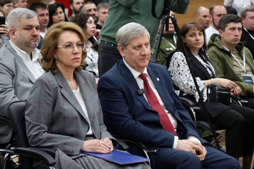 Андрей Чертков: Один из дней ВЭБ.РФ в нашей Республике посвятили поддержке защитников Отечества Андрей Чертков: Один из дней ВЭБ.РФ в нашей Республике посвятили поддержке защитников Отечества