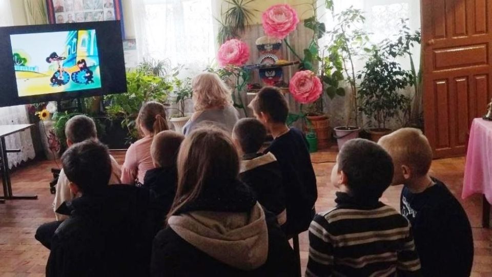 В Снежном состоялись фольклорные праздники и спортивные состязания В Снежном состоялись фольклорные праздники и спортивные состязания