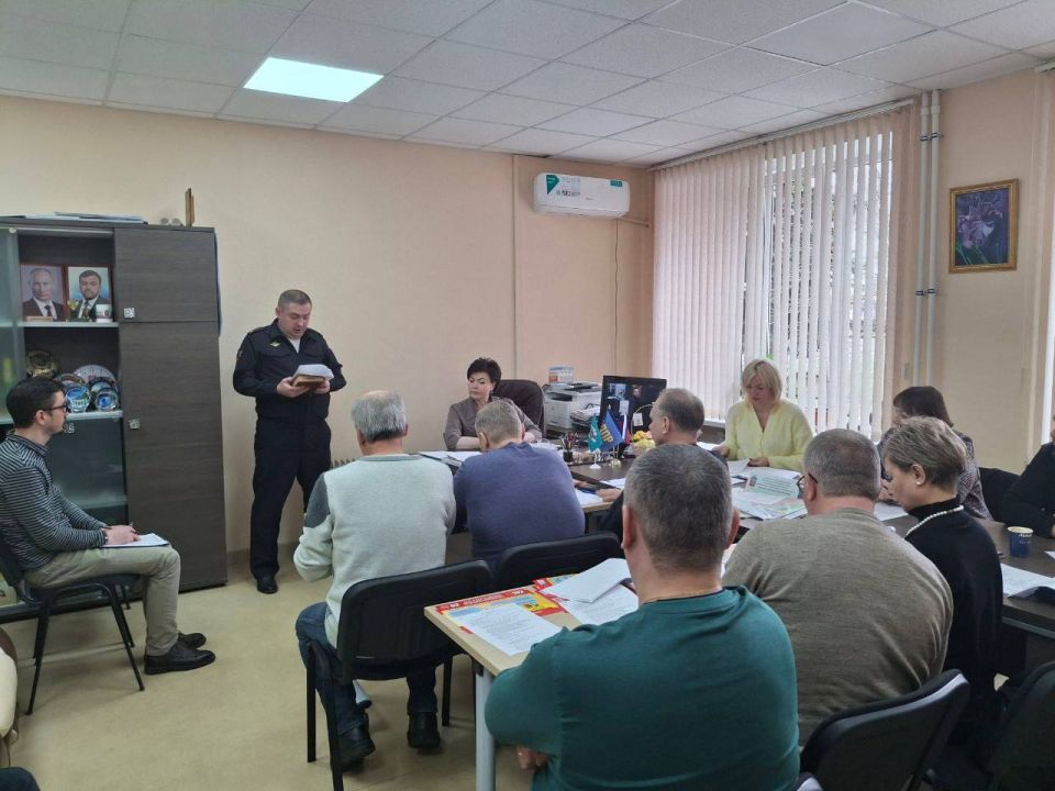 В пятницу, 27 марта, состоялось 61-е заседание Ясиноватского муниципального совета Донецкой Народной Республики В пятницу, 27 марта, состоялось 61-е заседание Ясиноватского муниципального совета Донецкой Народной Республики