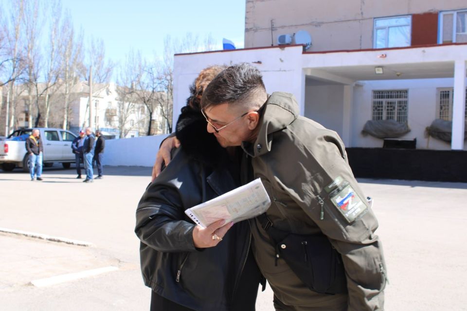 Иван Приходько: В Горловку прибыла гуманитарная помощь из Кузбасса Иван Приходько: В Горловку прибыла гуманитарная помощь из Кузбасса