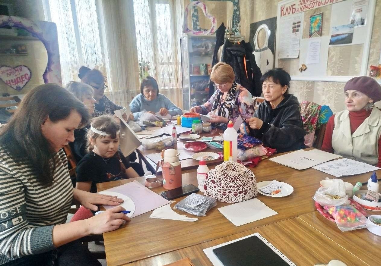 «Женская краса» — мастер-класс в Семейном клубе «Рассвет» «Женская краса» — мастер-класс в Семейном клубе «Рассвет»