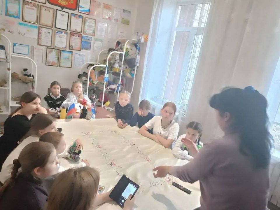 Сегодня, с участниками детских студий МБУ "Городской дом культуры" пгт Сегодня, с участниками детских студий МБУ "Городской дом культуры" пгт