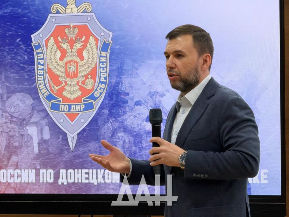 Тихая война и бойцы невидимого фронта: в ДНР прошла премьера «Центурии» Тихая война и бойцы невидимого фронта: в ДНР прошла премьера «Центурии»