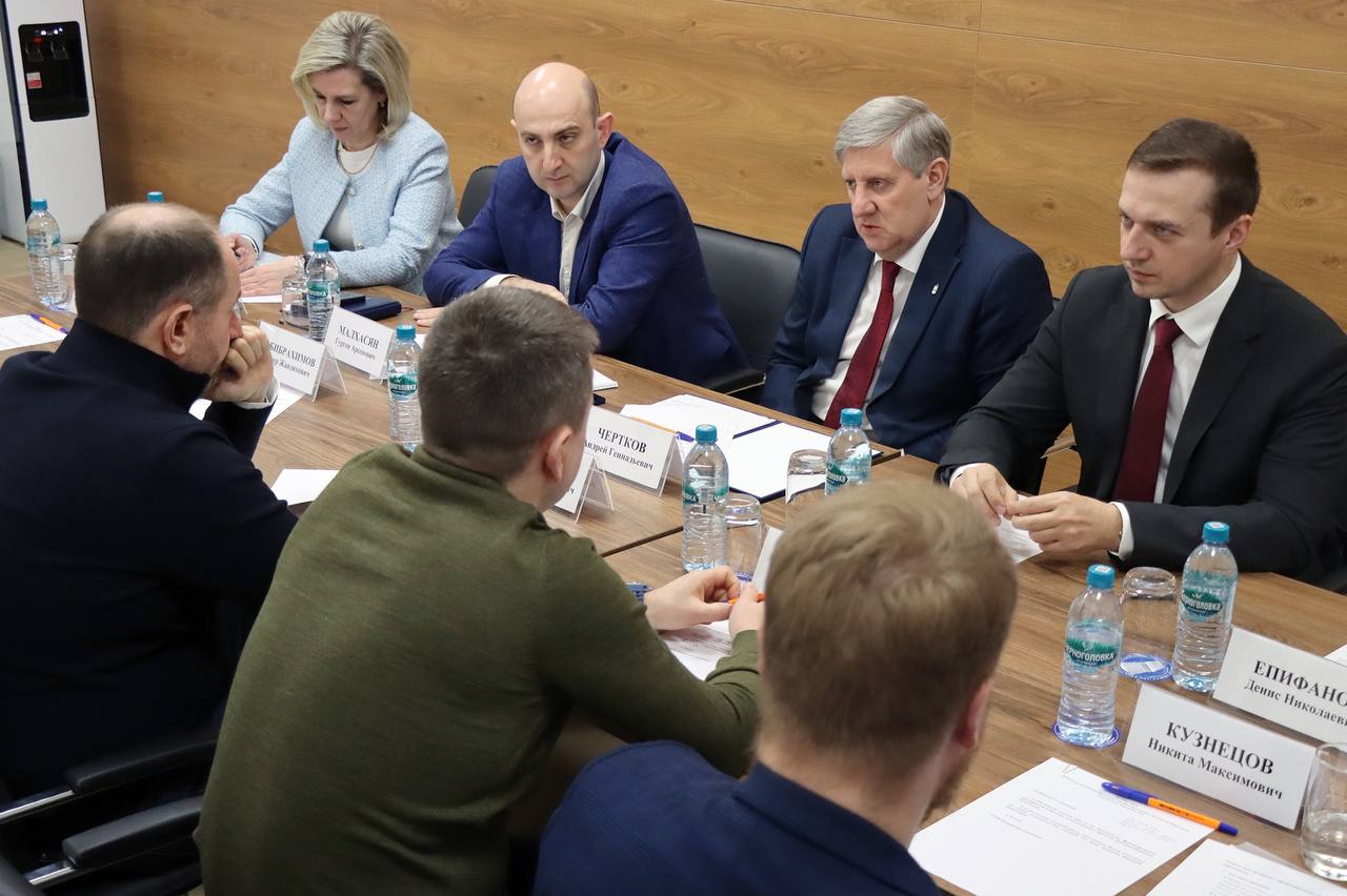 Андрей Чертков: Провел рабочую встречу с коллегами из ВЭБ.РФ и Сколково Андрей Чертков: Провел рабочую встречу с коллегами из ВЭБ.РФ и Сколково