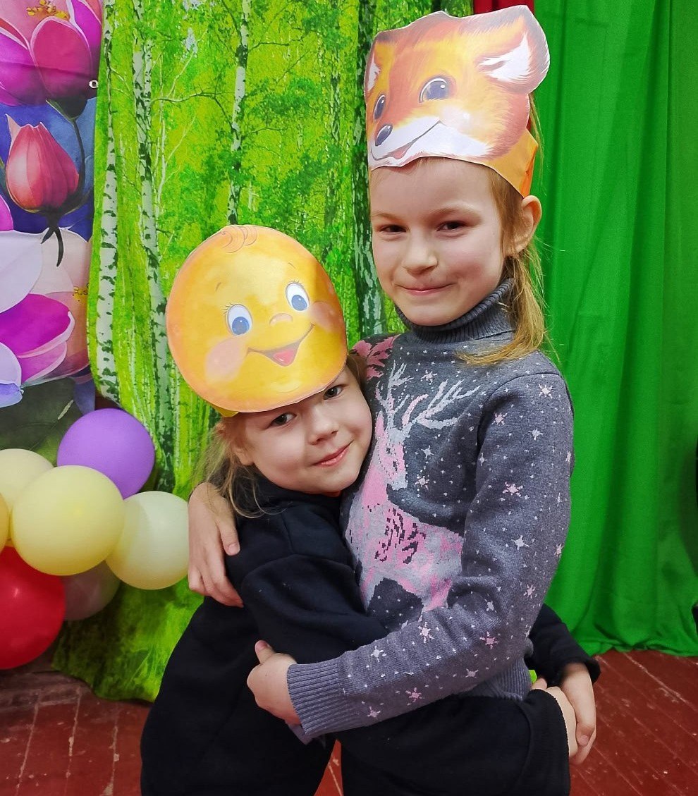 В Снежном отметили Всемирный день театра В Снежном отметили Всемирный день театра