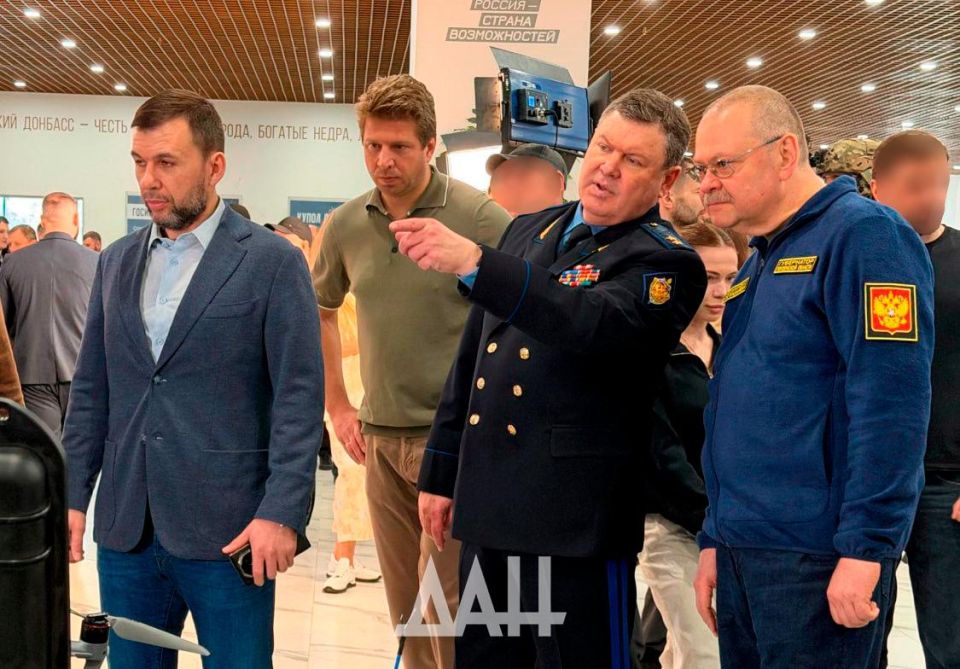Тихая война и бойцы невидимого фронта: в ДНР прошла премьера «Центурии» Тихая война и бойцы невидимого фронта: в ДНР прошла премьера «Центурии»