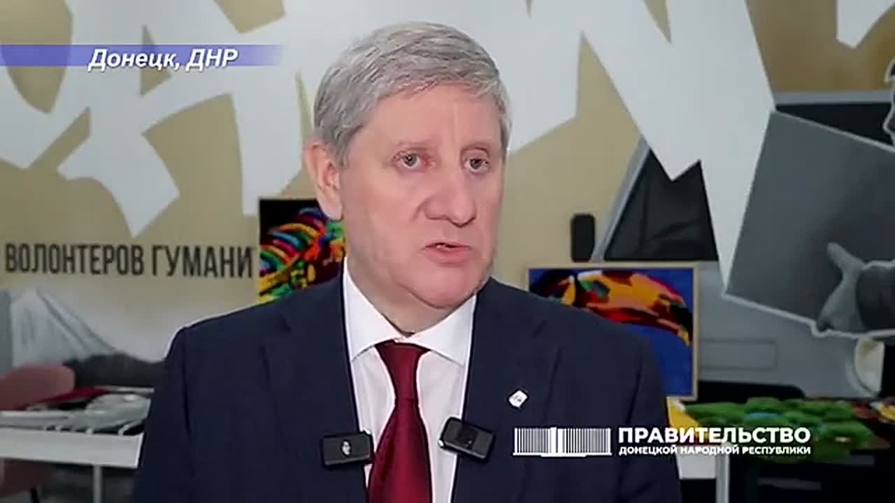 Председатель Правительства ДНР Андрей Чертков провел рабочую встречу с представителями ВЭБ.РФ и Сколково