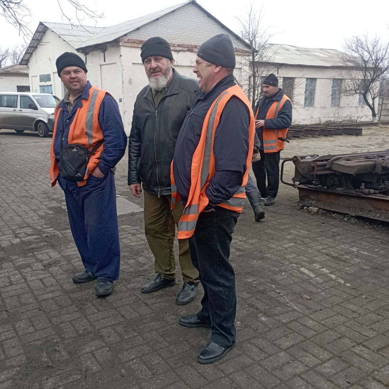 Депутат Дебальцевского городского совета от партии «Единая Россия» Андрей Майоров встретился с жителями города Депутат Дебальцевского городского совета от партии «Единая Россия» Андрей Майоров встретился с жителями города