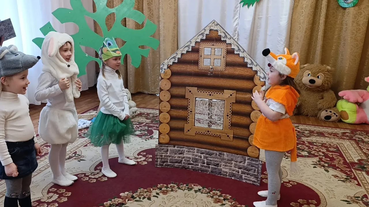 В Снежном отметили Всемирный день театра В Снежном отметили Всемирный день театра