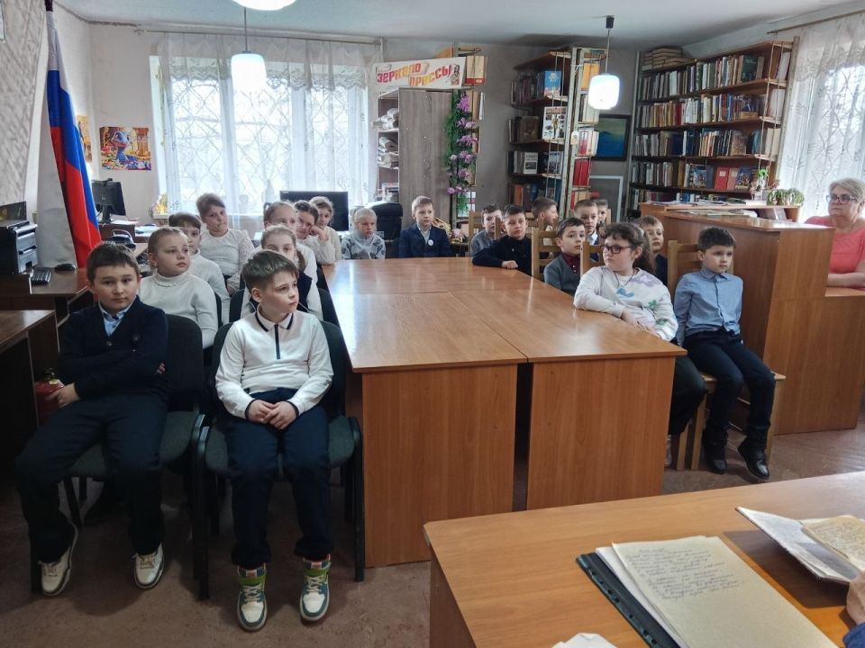 Встречу-посиделки «Литературный сундучок» Встречу-посиделки «Литературный сундучок»