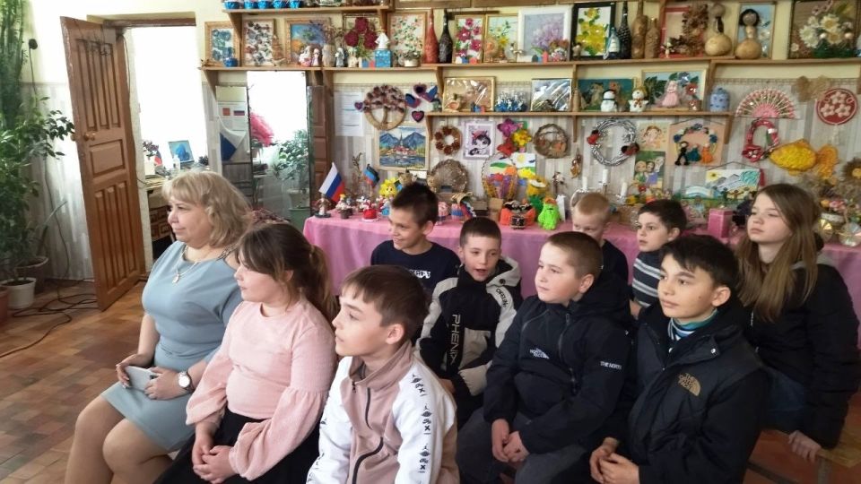 В Снежном состоялись фольклорные праздники и спортивные состязания В Снежном состоялись фольклорные праздники и спортивные состязания