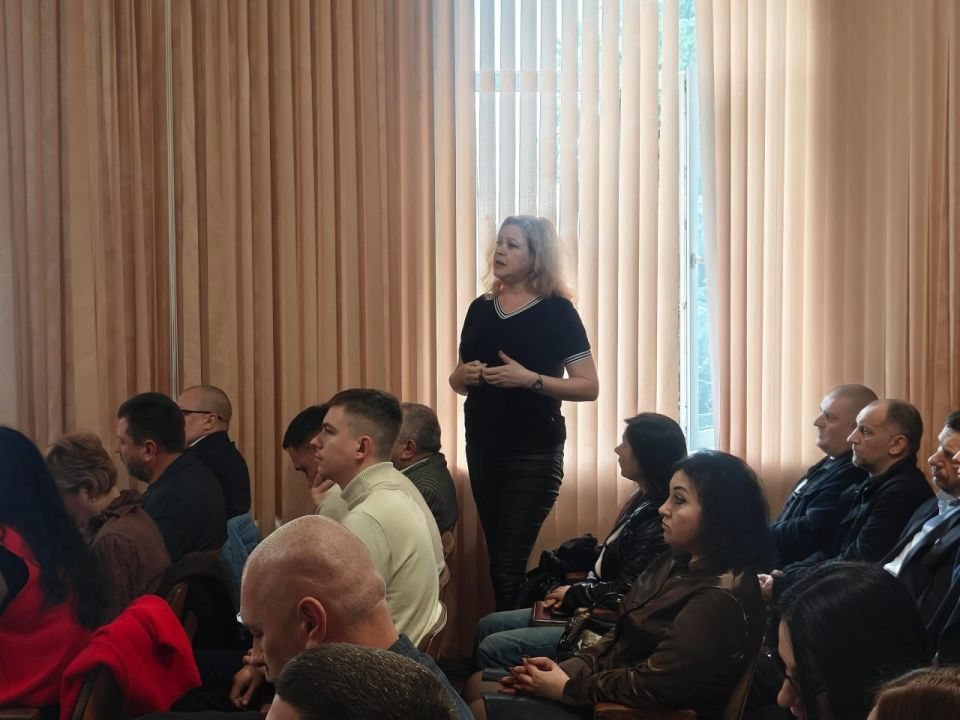 Глава Снежного подвел итоги 2025 года и обозначил планы на будущее Глава Снежного подвел итоги 2025 года и обозначил планы на будущее
