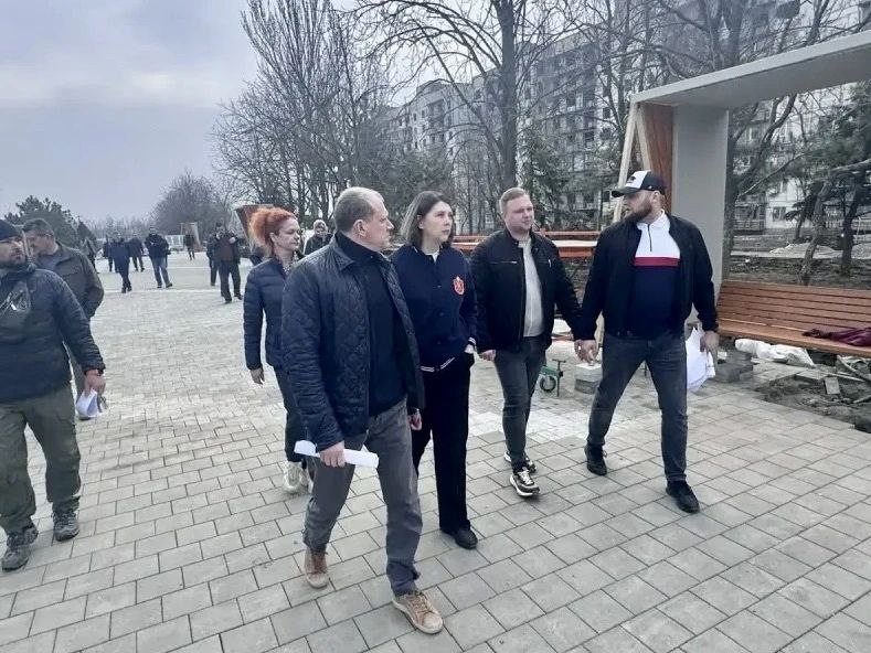 Тульская область помогает возрождать Мариуполь: от сквера Победы до тепла в домах Тульская область помогает возрождать Мариуполь: от сквера Победы до тепла в домах