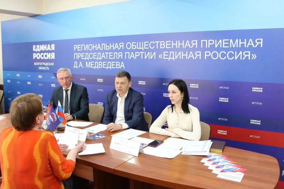 Анна Кузнецова: Помогли более 3000 человек с решением юридических вопросов в приёмных «Единой России» Анна Кузнецова: Помогли более 3000 человек с решением юридических вопросов в приёмных «Единой России»