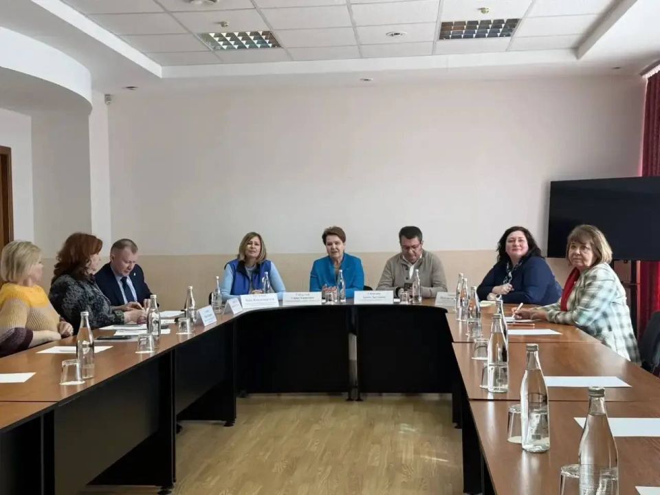 Татьяна Москалькова: Сотрудники моего аппарата совместно с Главой представительства УВКБ ООН в РФ и омбудсменом Татарстана посетили пункты временного размещения, где проживают граждане, прибывшие из Украины, ДНР, ЛНР, а... Татьяна Москалькова: Сотрудники моего аппарата совместно с Главой представительства УВКБ ООН в РФ и омбудсменом Татарстана посетили пункты временного размещения, где проживают граждане, прибывшие из Украины, ДНР, ЛНР, а...