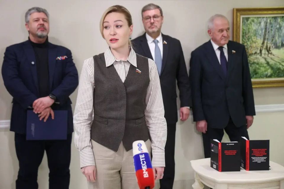 Наталья Никонорова: Приняла участие в открытии важной выставки на площадке Совета Федерации Наталья Никонорова: Приняла участие в открытии важной выставки на площадке Совета Федерации