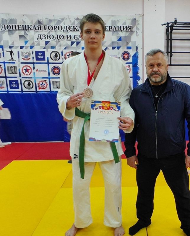 29 марта в г.Донецке прошло открытое Первенство г.Донецка по дзюдо среди юношей и девушек 2010-2012 гг.р.и Чемпионат среди мужчин и женщин 29 марта в г.Донецке прошло открытое Первенство г.Донецка по дзюдо среди юношей и девушек 2010-2012 гг.р.и Чемпионат среди мужчин и женщин