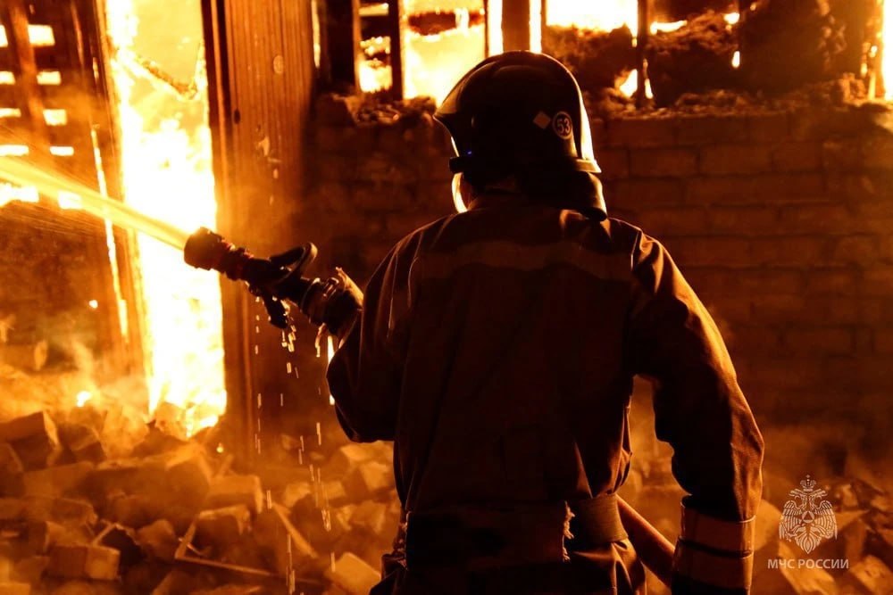 #МЧСДНР_СВОД за сутки. Ликвидировано 17 пожаров, из них 2 - ландшафтные