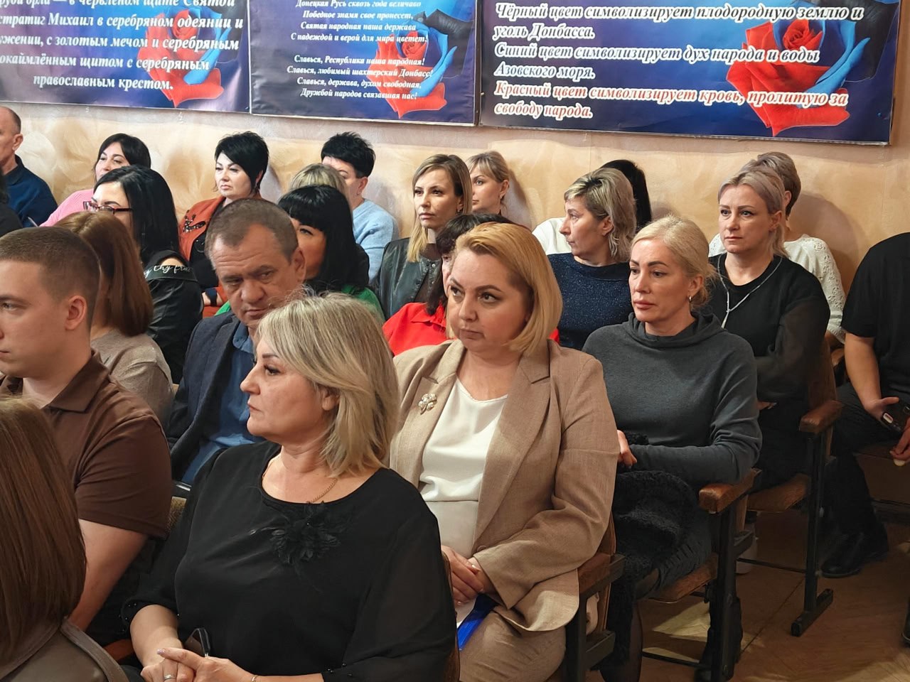 Глава Снежного подвел итоги 2025 года и обозначил планы на будущее Глава Снежного подвел итоги 2025 года и обозначил планы на будущее