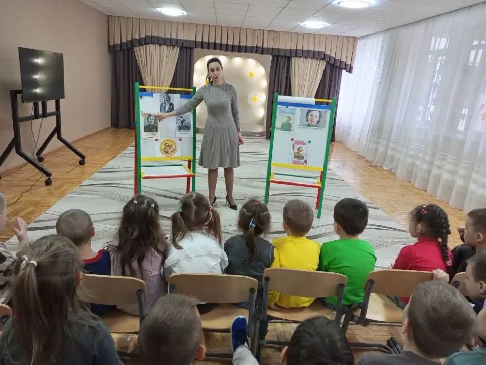 Малышам - о героических женщинах Малышам - о героических женщинах