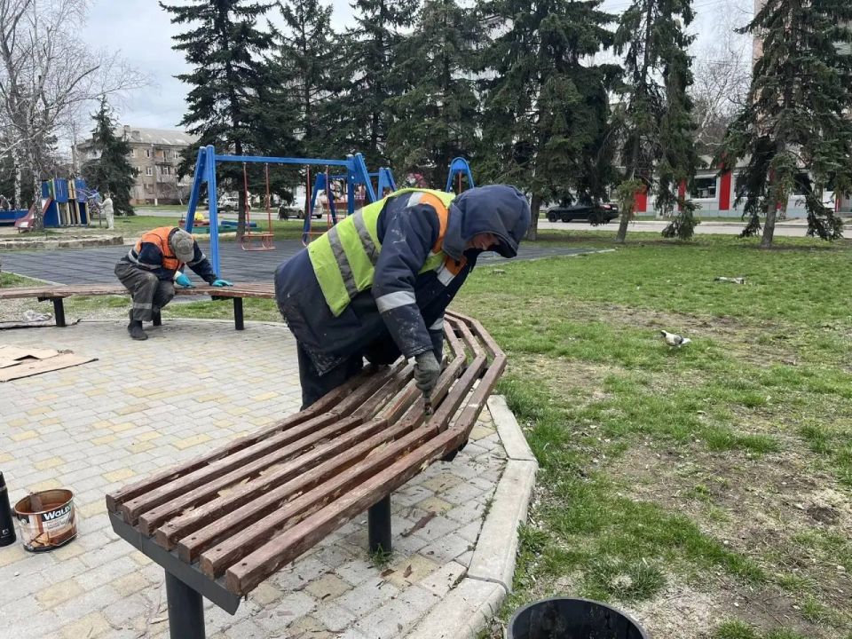 О работах МУП «Простор». Муниципальное унитарное предприятие «Простор» ежедневно выполняет все необходимые работы по содержанию городских улиц О работах МУП «Простор». Муниципальное унитарное предприятие «Простор» ежедневно выполняет все необходимые работы по содержанию городских улиц