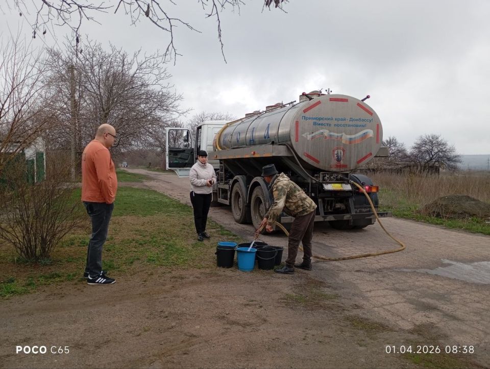 Встреча с населением. Вопрос обеспечения водой жителей частного сектора и многоквартирных домов остается на личном контроле депутатского корпуса