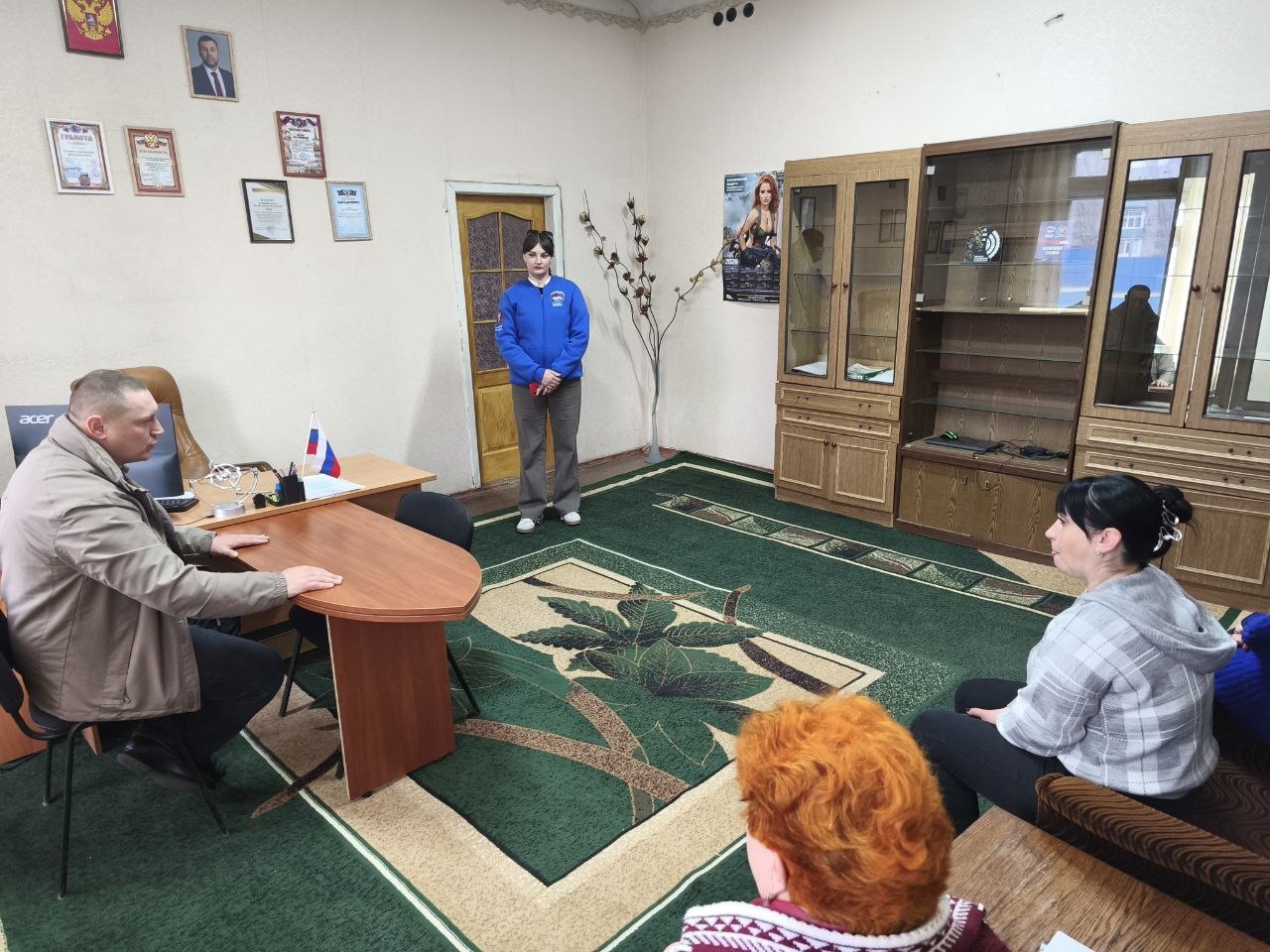 Председатель Иловайского городского совета Песчанский Виталий Викторович встретился с трудовым коллективом