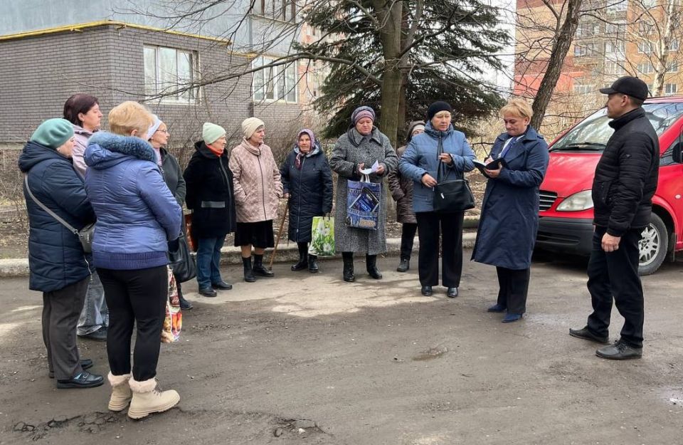 Решение актуальных проблем на сходах граждан с депутатами Народного Совета Решение актуальных проблем на сходах граждан с депутатами Народного Совета