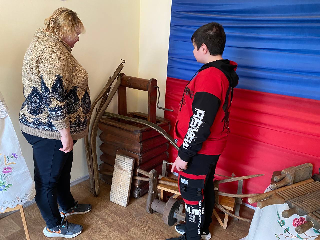 Выставка «Мир старинных вещей» Выставка «Мир старинных вещей»