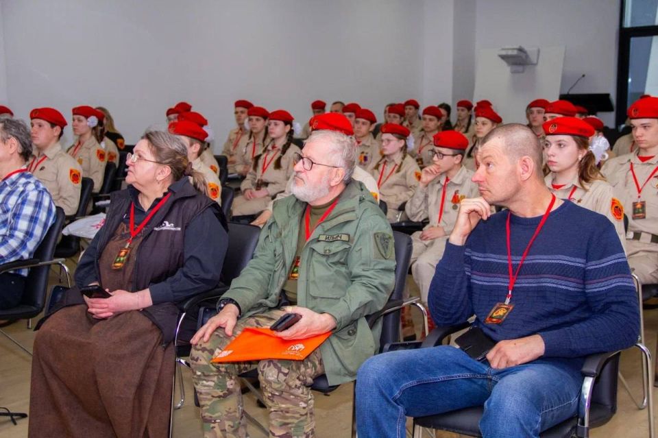 Слёт поисковиков в Доме молодёжи «30/09» Слёт поисковиков в Доме молодёжи «30/09»