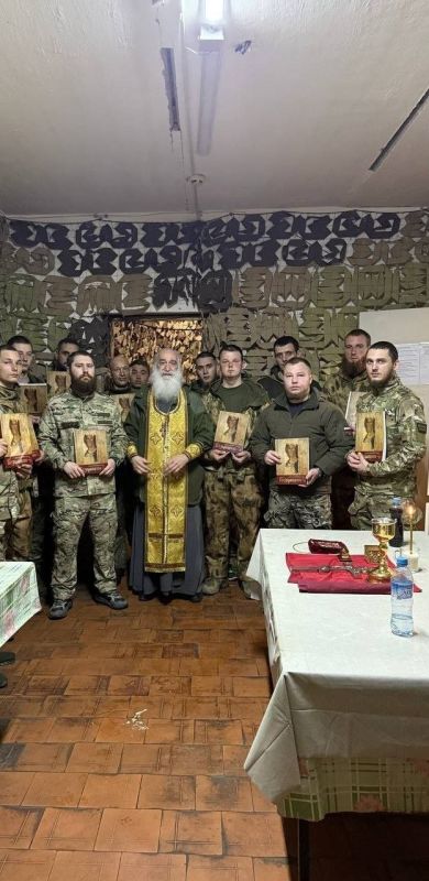 Апти Алаудинов: Православные бойцы отряда "Гюнтера" спецназа "АХМАТ" МО РФ приняли участие в обряде причастия Апти Алаудинов: Православные бойцы отряда "Гюнтера" спецназа "АХМАТ" МО РФ приняли участие в обряде причастия