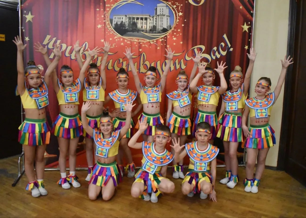 Юные мариупольские танцоры стали лауреатами Всероссийского хореографического конкурса Юные мариупольские танцоры стали лауреатами Всероссийского хореографического конкурса