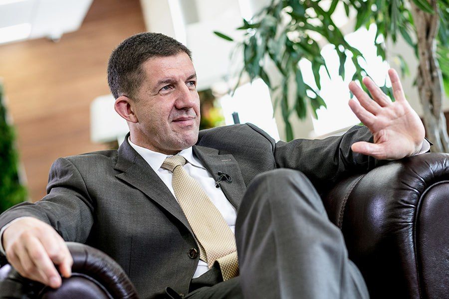 Александр Юнашев: Решил подводить не только новостные итоги дня в традиционных дайджестах, но и рассказывать о самых ярких событиях и высказываниях месяца Александр Юнашев: Решил подводить не только новостные итоги дня в традиционных дайджестах, но и рассказывать о самых ярких событиях и высказываниях месяца