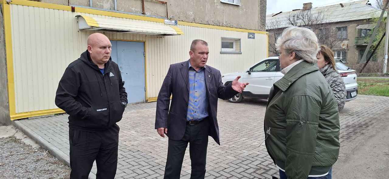 Денис Зубов: Сход граждан. 01 апреля в городском округе Иловайск состоялась встреча жителей с заместителем главы администрации городского округа Иловайск – Кузнецовым Александром Васильевичем Денис Зубов: Сход граждан. 01 апреля в городском округе Иловайск состоялась встреча жителей с заместителем главы администрации городского округа Иловайск – Кузнецовым Александром Васильевичем