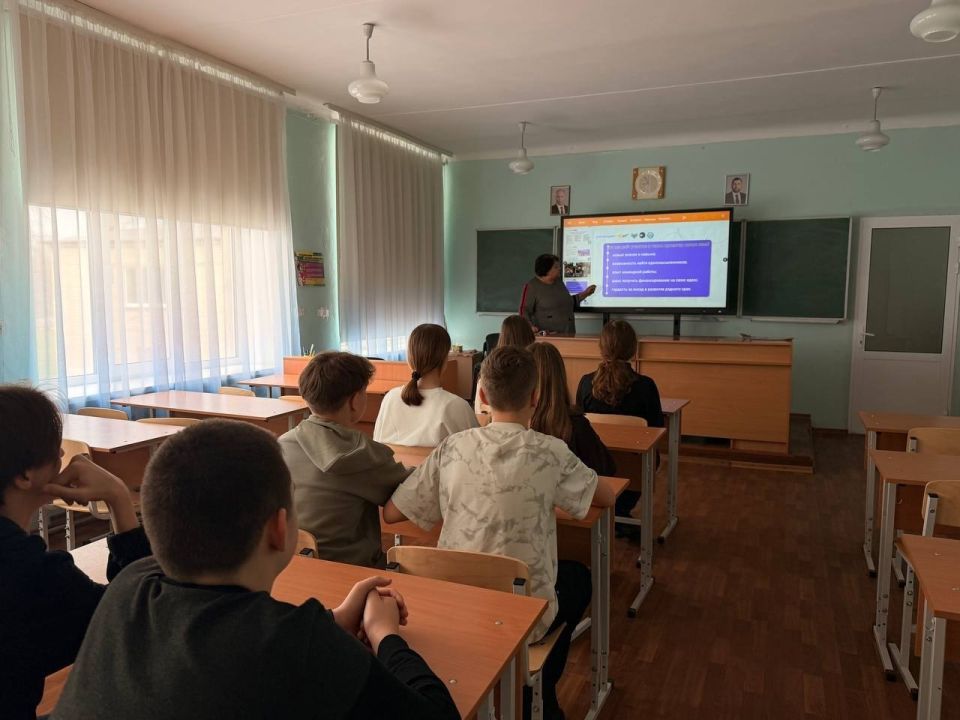 Школьники Ждановки узнали больше о родном крае Школьники Ждановки узнали больше о родном крае