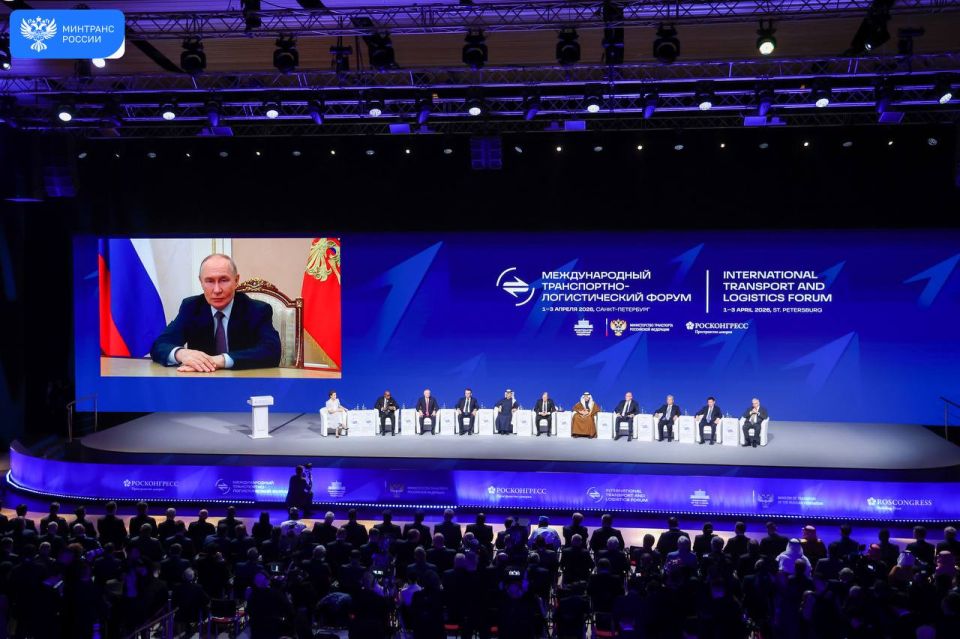 Александр Бондаренко: В Санкт-Петербурге стартовало важное событие транспортной отрасли - первый Международный транспортно-логистический форум