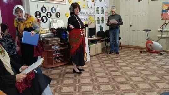 В городе Комсомольское прошла развлекательная программа «Первоапрельский кураж», посвященная Дню смеха В городе Комсомольское прошла развлекательная программа «Первоапрельский кураж», посвященная Дню смеха
