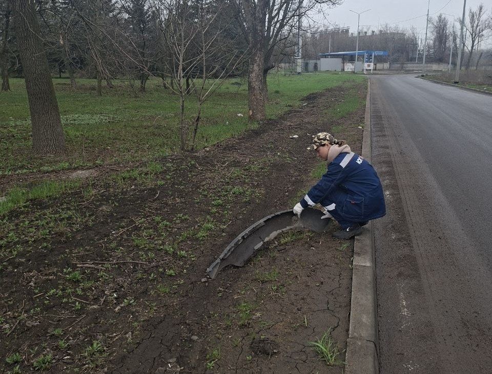 Сегодня, 2 апреля, в рамках мероприятий по благоустройству в весенне-летний период и акции «Чистый четверг» сотрудниками Филиала № 5 «Ясиновский коксохимический завод» ООО «ЮЖНЫЙ ГОРНО-МЕТАЛЛУРГИЧЕСКИЙ КОМПЛЕКС ДОНЕЦК»... Сегодня, 2 апреля, в рамках мероприятий по благоустройству в весенне-летний период и акции «Чистый четверг» сотрудниками Филиала № 5 «Ясиновский коксохимический завод» ООО «ЮЖНЫЙ ГОРНО-МЕТАЛЛУРГИЧЕСКИЙ КОМПЛЕКС ДОНЕЦК»...