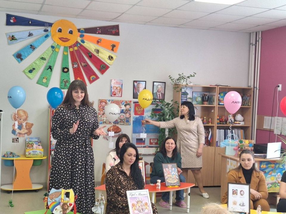 2 апреля в ГБДОУ «Красная шапочка» Мангушского муниципального округа прошёл семинарпрактикум «Совершенствование общения педагогов и родителей в рамках реализации Программы просвещения» мероприятие организовано в соответствии...