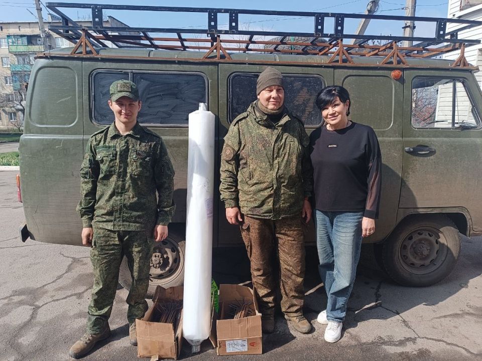 Поддержка для героя!. Женское движение Единая Россия, Совет женщин г.Дебальцево получили гуманитарную помощь для наших защитников