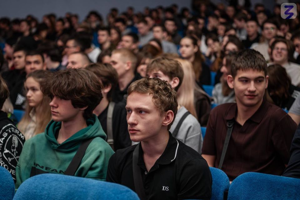 В ДНР стартовал молодежный форум, посвященный Году единства народов России В ДНР стартовал молодежный форум, посвященный Году единства народов России