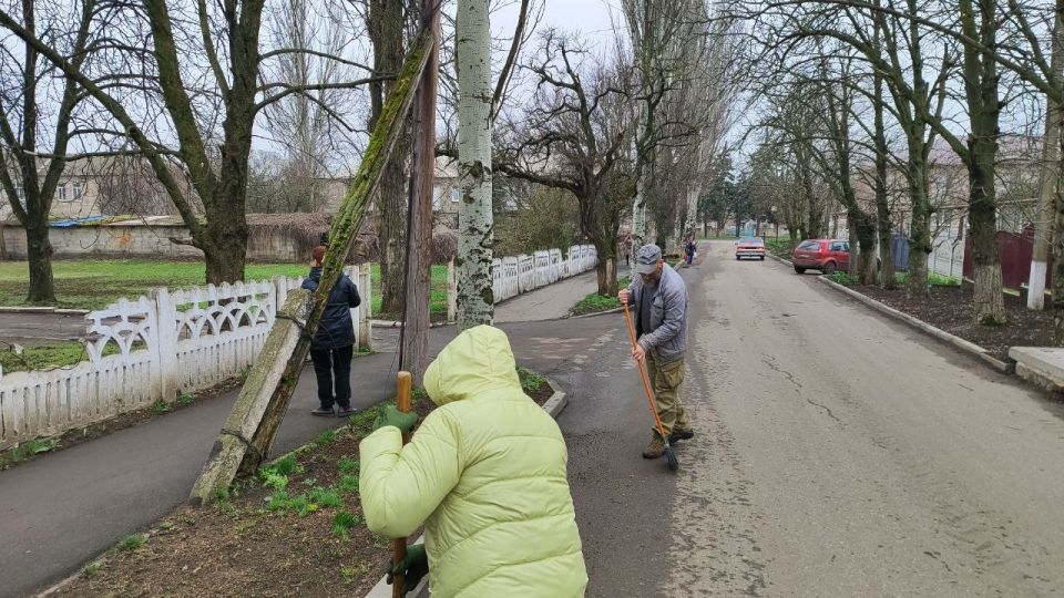 Наталья Великодная: В Тельмановском муниципальном округе продолжается акция «Чистый четверг» Наталья Великодная: В Тельмановском муниципальном округе продолжается акция «Чистый четверг»
