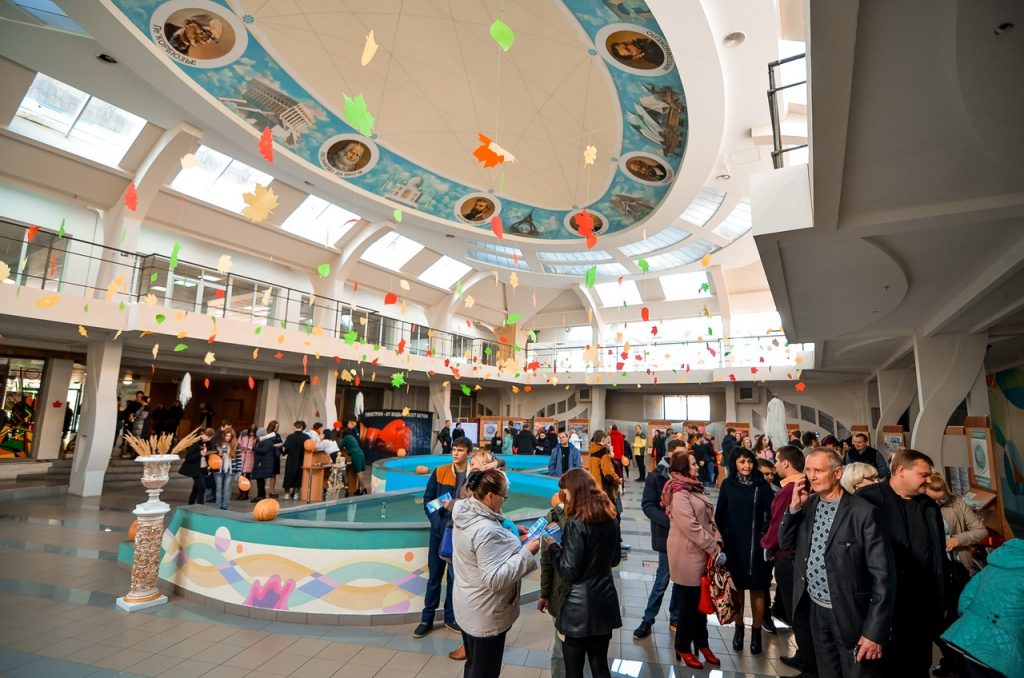 Виктория Мельникова: Друзья, собрала для вас все самые важные новости большой стройки под названием Донбасс Виктория Мельникова: Друзья, собрала для вас все самые важные новости большой стройки под названием Донбасс