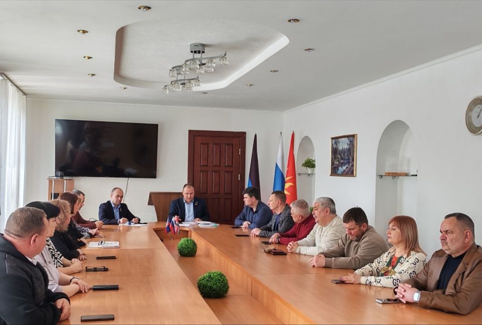 Внеочередное заседание Торезского городского совета