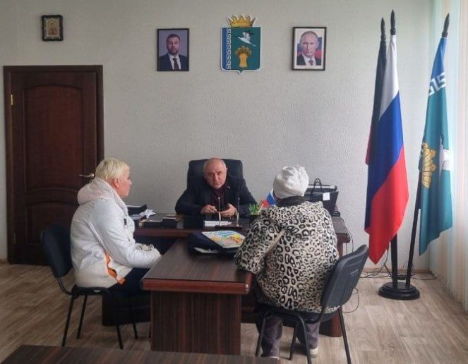 ЛИЧНЫЙ ПРИЕМ ГРАЖДАН. Вопросы жилищно-коммунального хозяйства остаются для жителей нашего округа одними из самых волнующих