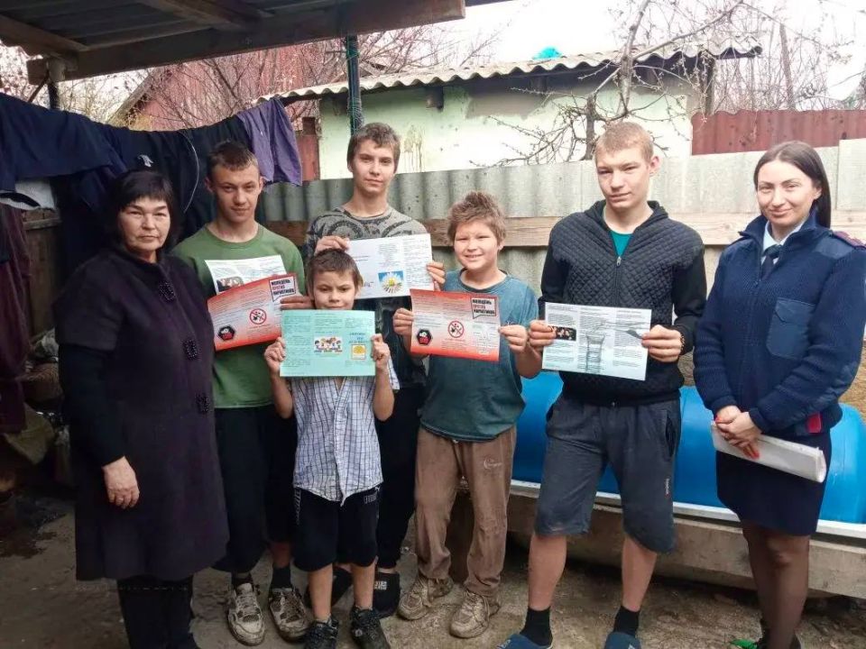 Михаил Меренков: Сегодня, в целях предупреждения преступных посягательств в отношении детей, выявления фактов розничной продажи несовершеннолетним алкогольной и спиртосодержащей продукции, а также безалкогольных тонизирующих...