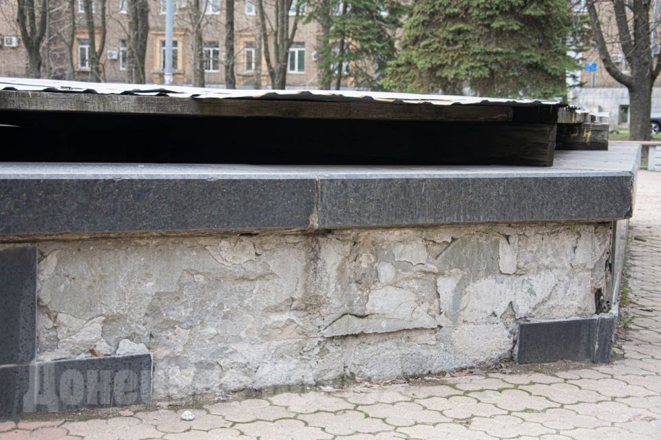 “Дать вторую жизнь скверу” за часовней святой Варвары: местный житель назвал это предложение “диверсией” “Дать вторую жизнь скверу” за часовней святой Варвары: местный житель назвал это предложение “диверсией”