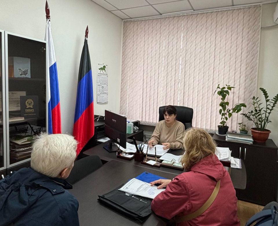 Заместитель главы администрации Мангушского муниципального округа Алена Кошевая провела личный приём жителей