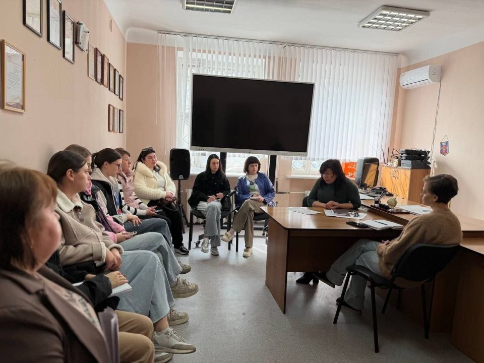 Рабочее совещание по развитию молодежной политики в Иловайске Рабочее совещание по развитию молодежной политики в Иловайске